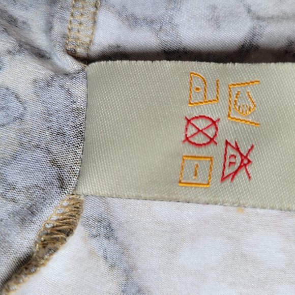 Vintage Beige and Brown Abstract Floral Faux Wrap Blouse Top Fits Size M, L & XL - Picture 10 of 10